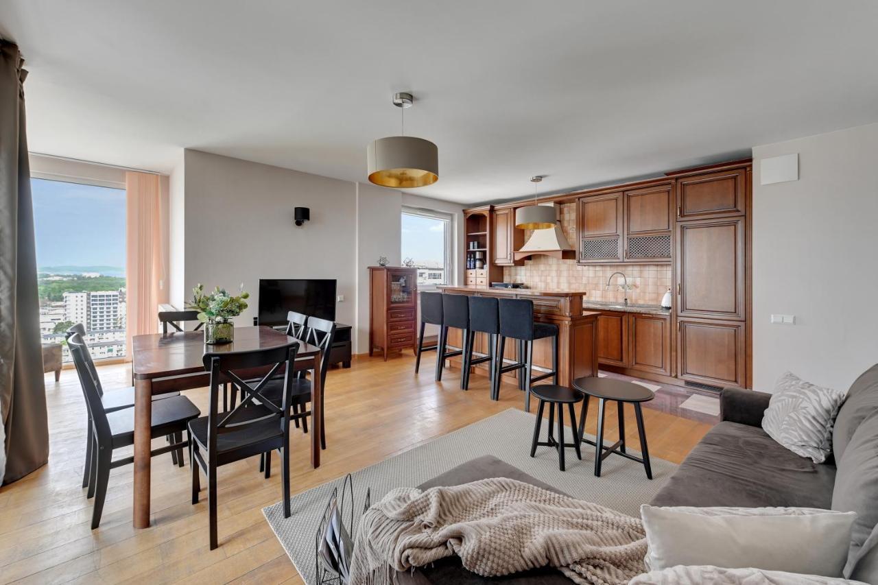 Top Floor Z Widokiem Na Morze By Downtown Apartments Gdansk Exterior photo